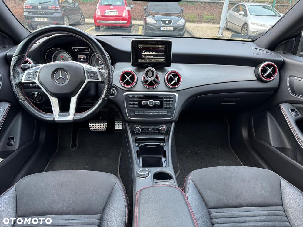Mercedes-Benz CLA - 11