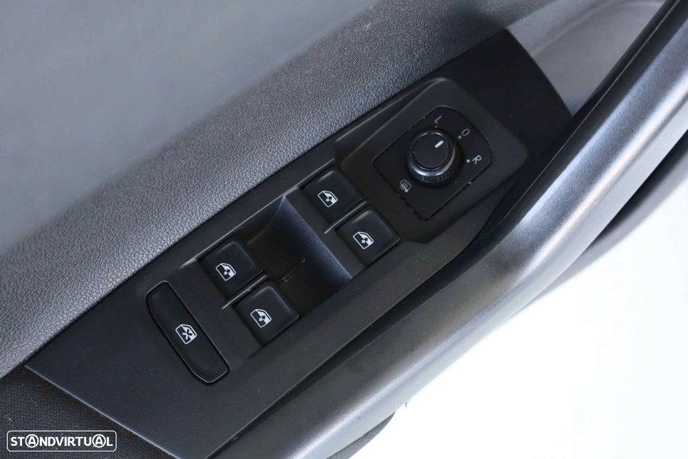 VW Polo 1.0 Trendline - 11