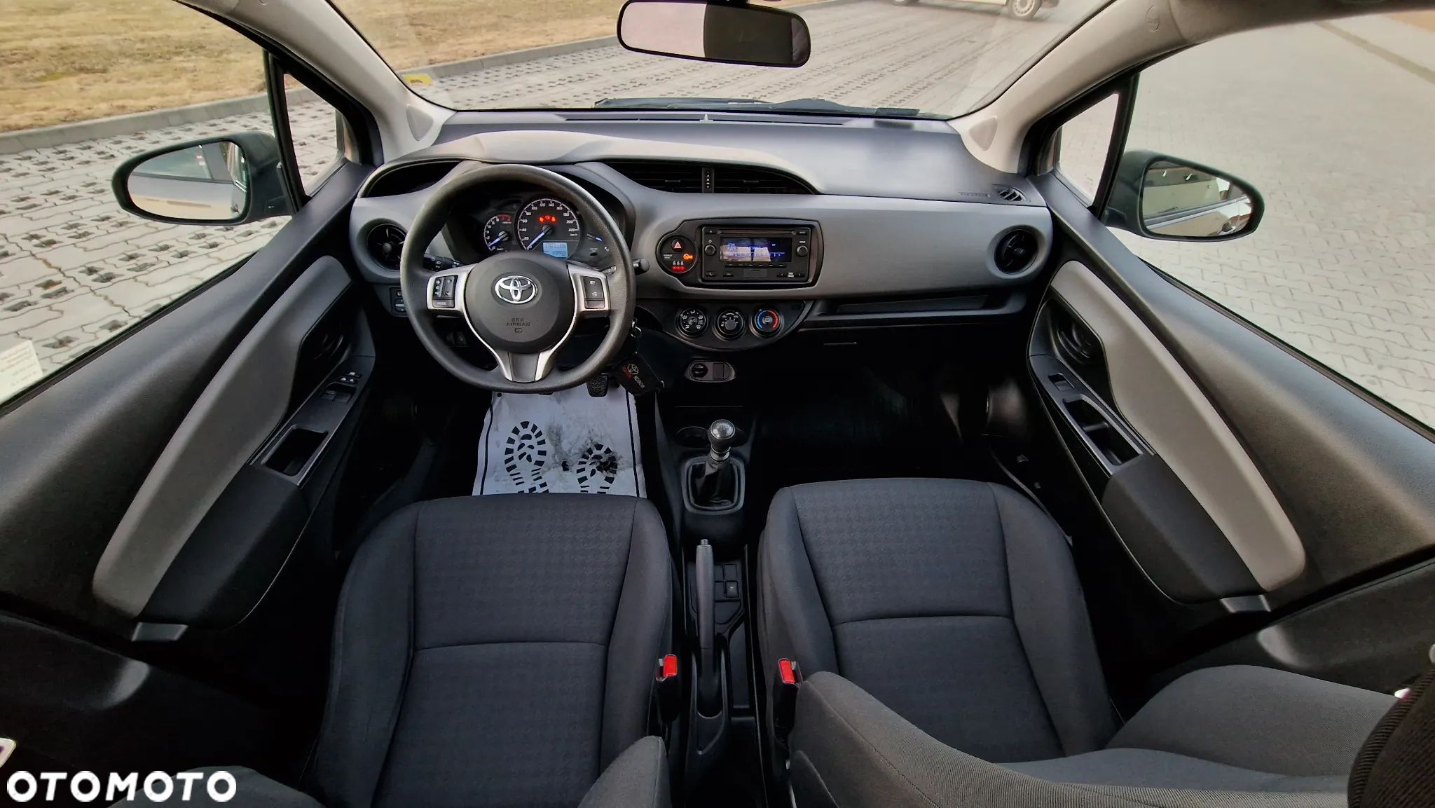 Toyota Yaris 1.5 Active - 6
