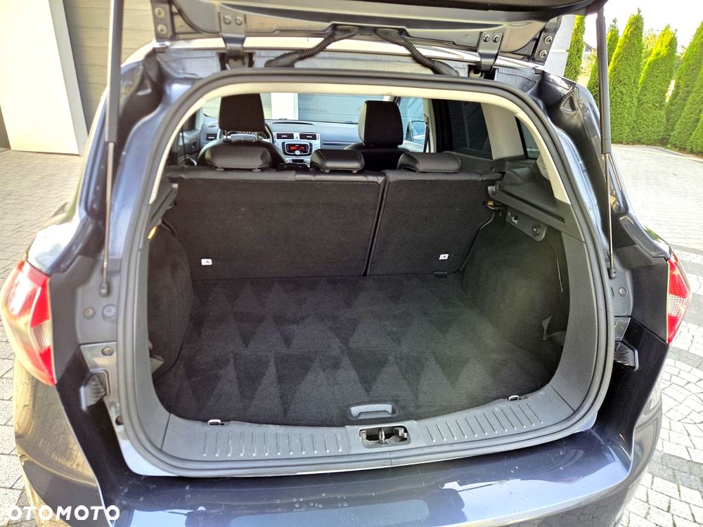 Ford Kuga - 29