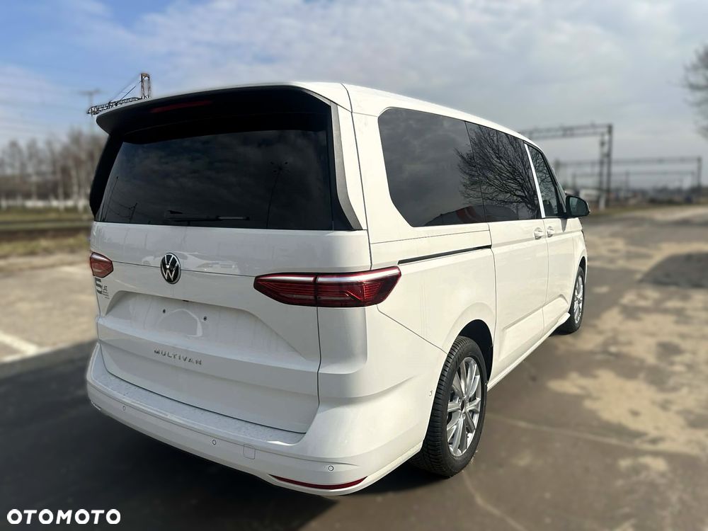 Volkswagen Multivan 2.0 TSI L2 Life DSG - 6