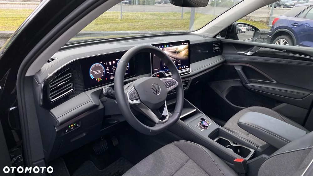 Volkswagen Tiguan - 22