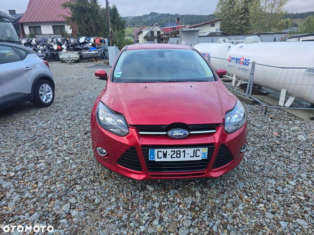 Ford Focus 2011 photo 2