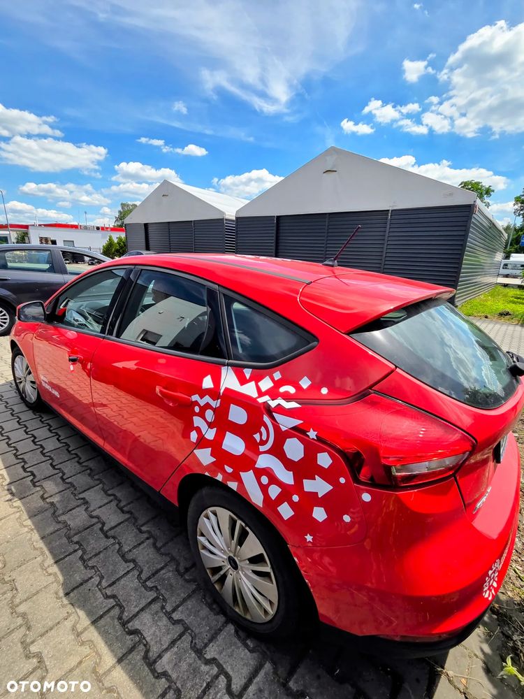 Ford Focus 1.6 Trend - 14