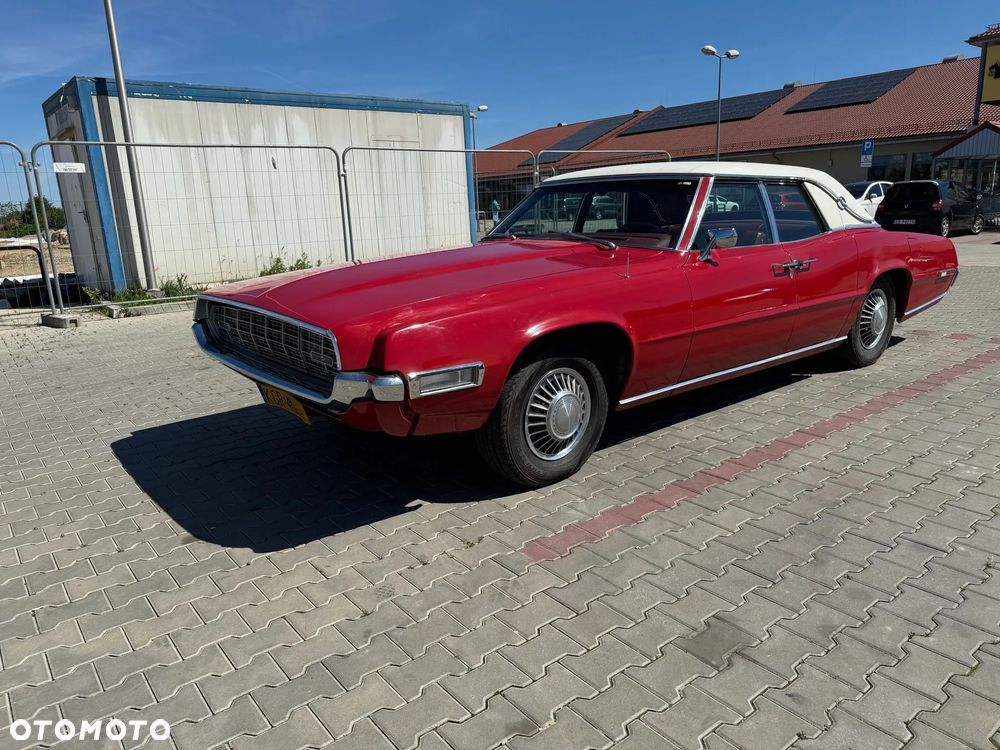 Ford Thunderbird - 9