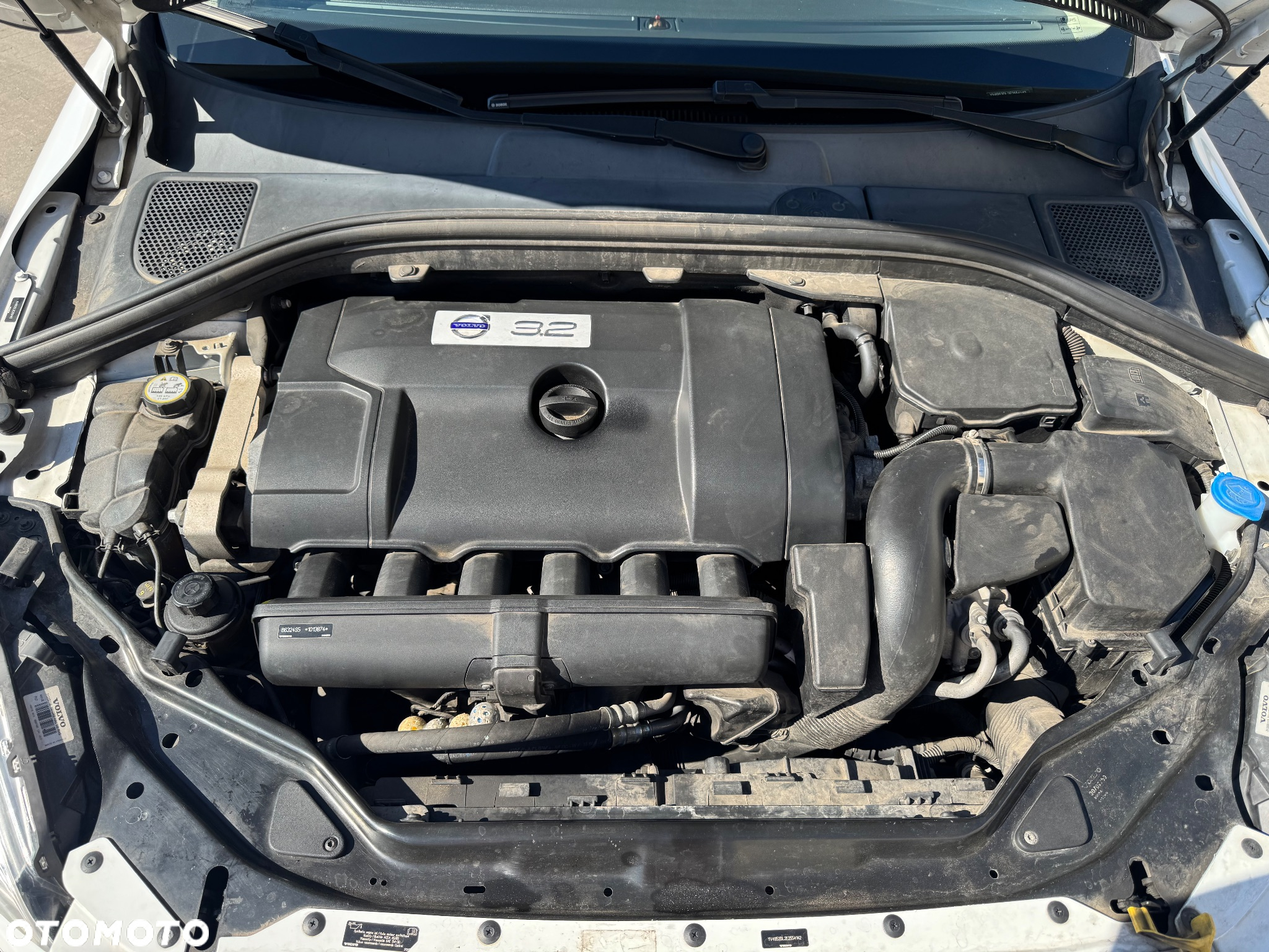 Volvo XC 60 3.2 AWD Momentum - 17