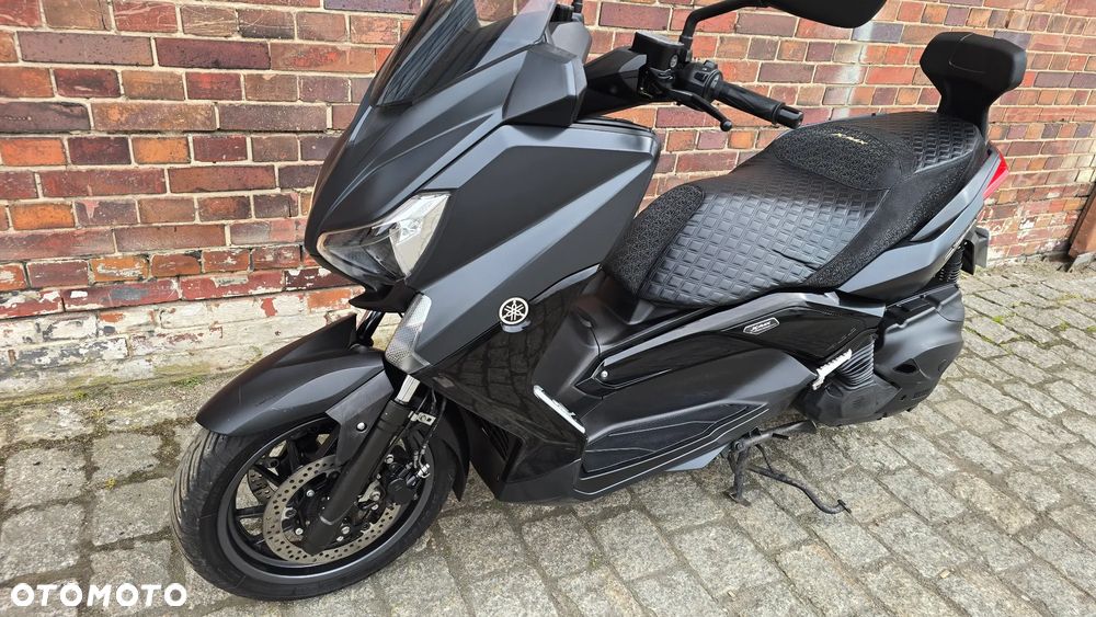 Yamaha X-max - 4