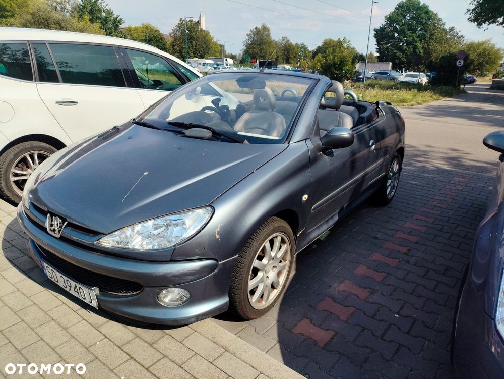Peugeot 206 CC - 1