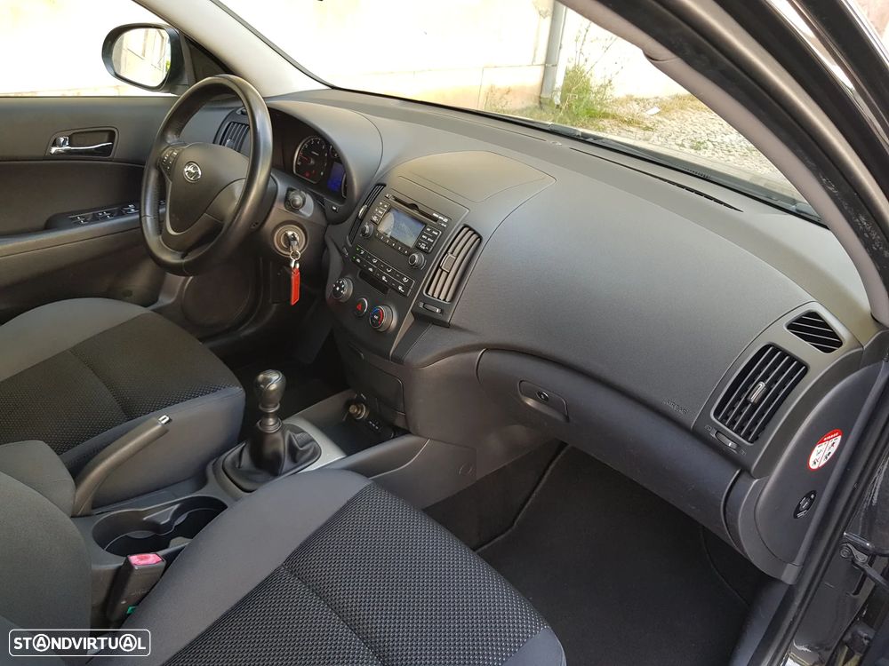 Hyundai i30 CW 1.4 CVVT Blue Comfort - 27