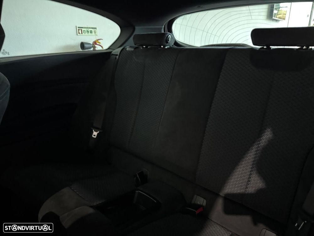 BMW 118 i Pack M - 13