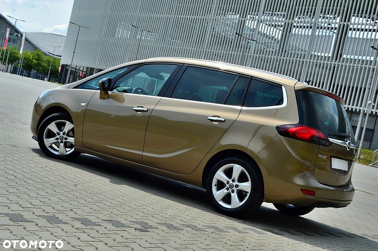 Opel Zafira 2.0 CDTI Cosmo - 11
