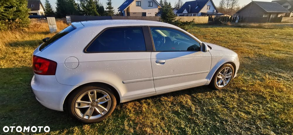 Audi A3 3-drzwiowe 1.4 TFSI Ambition - 1