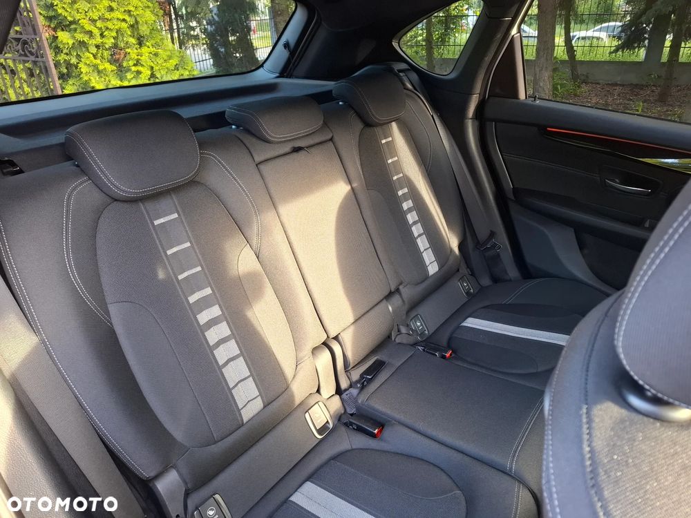 BMW Seria 2 218d GT Luxury Line sport - 29