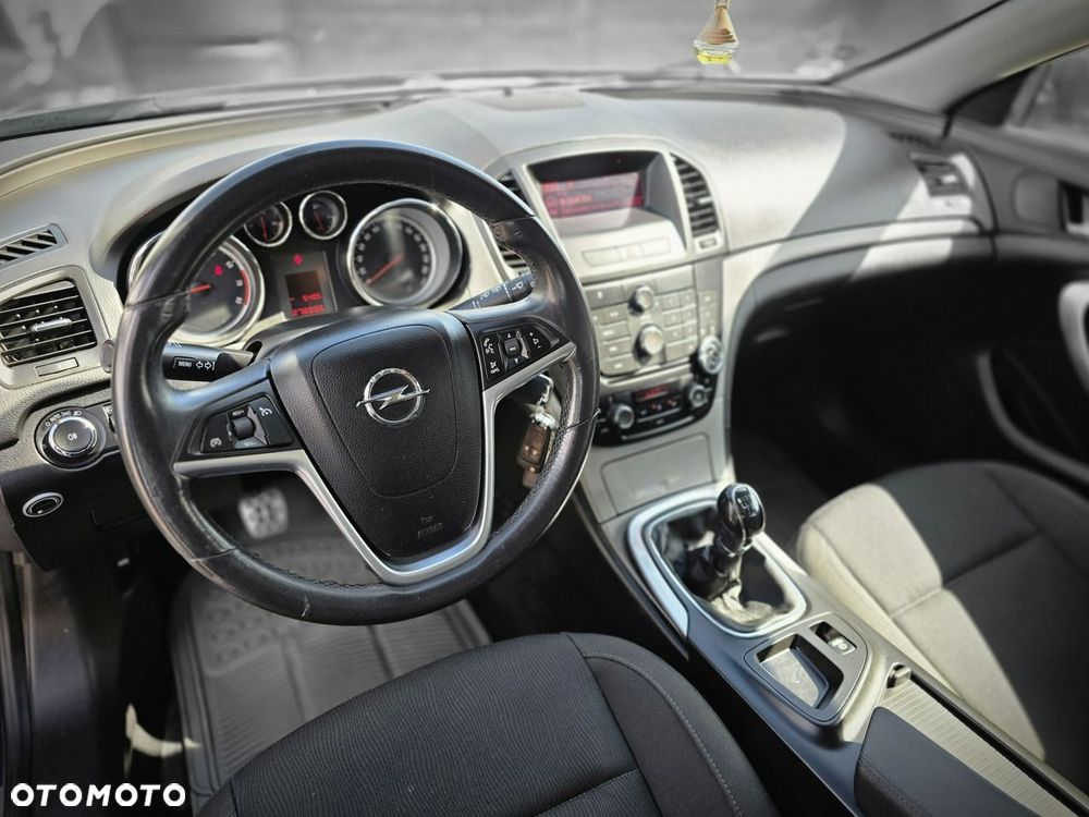 Opel Insignia 1.8 Cosmo - 19