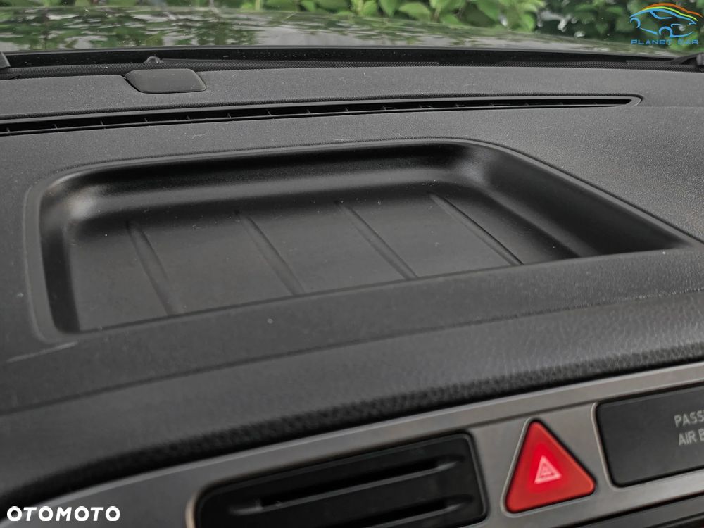 Volkswagen Tiguan - 29