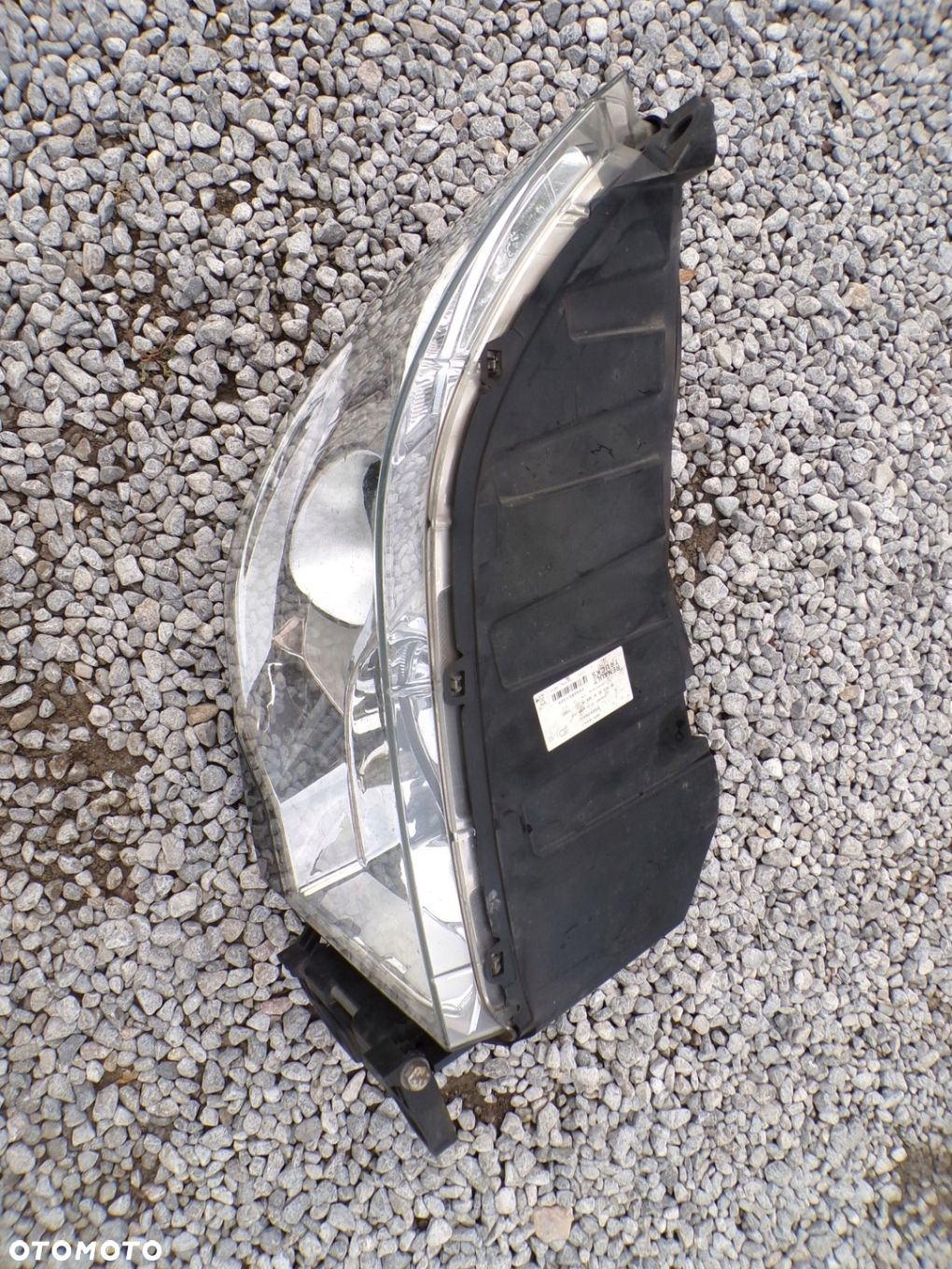 LAMPA PRZEDNIA PRAWA RENAULT TRUCK GAMA T 8907601 EUROPA - 2