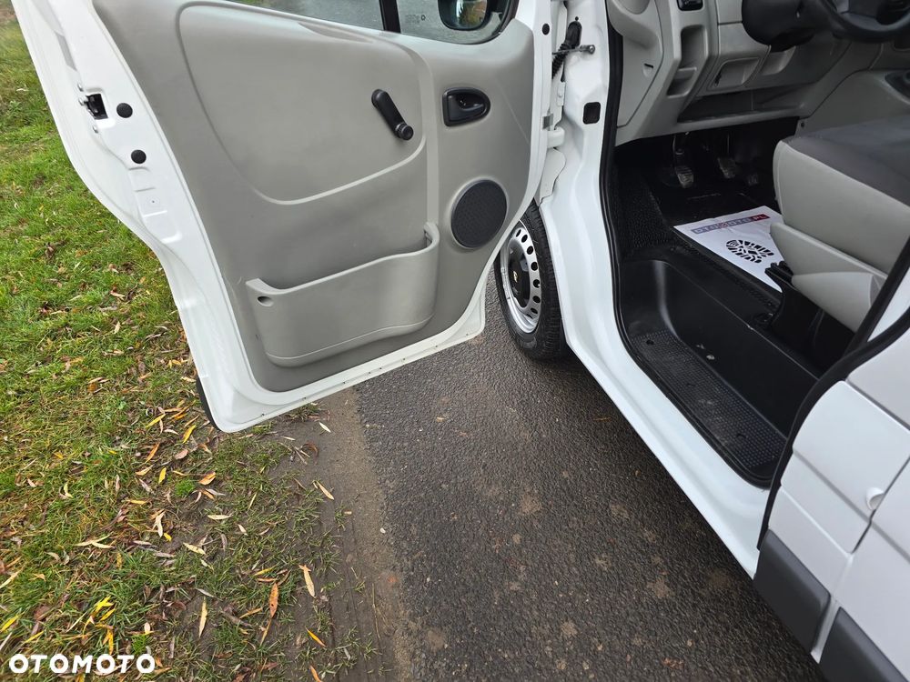 Opel Vivaro - 36