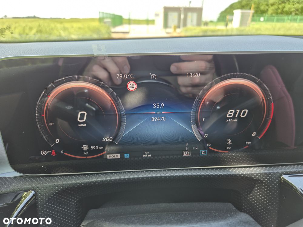 Mercedes-Benz Klasa A 180 AMG Line 7G-DCT - 10