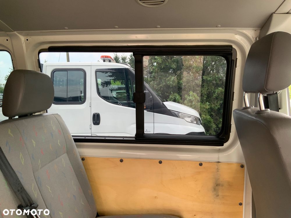 Volkswagen Transporter - 15