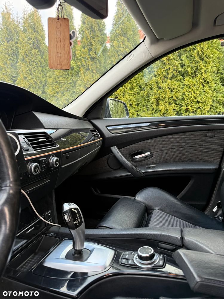 BMW Seria 5 - 10