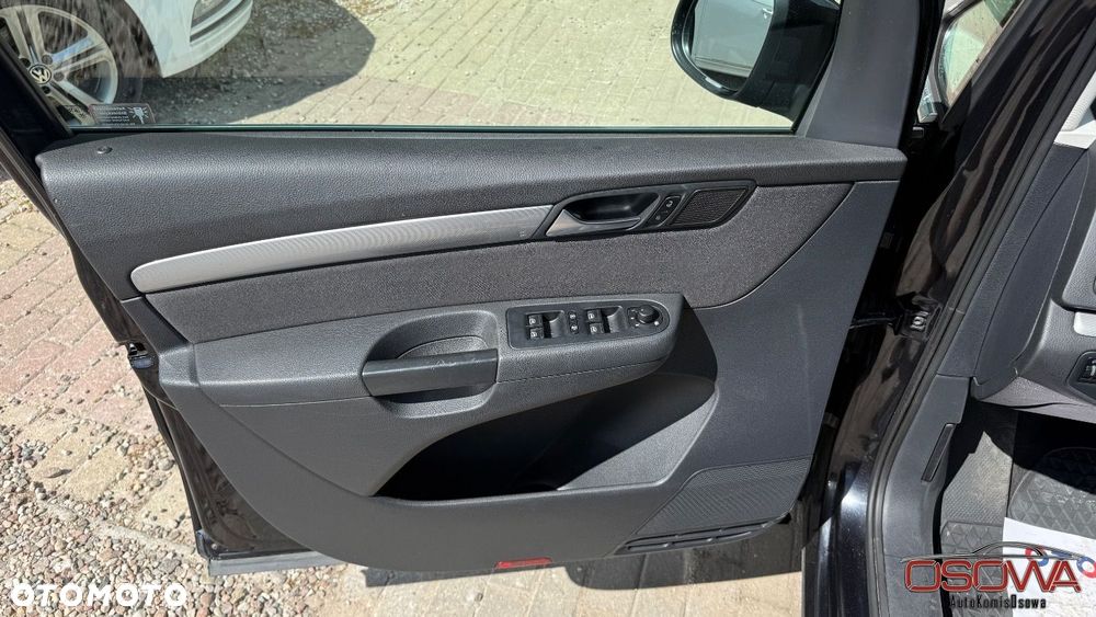 Volkswagen Sharan - 18