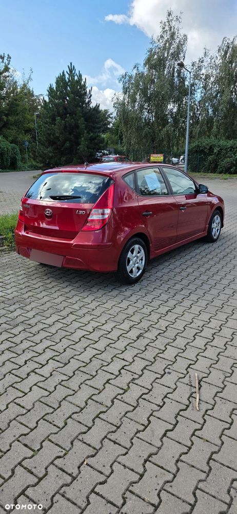 Hyundai i30 1.4 Classic + EU5 - 11