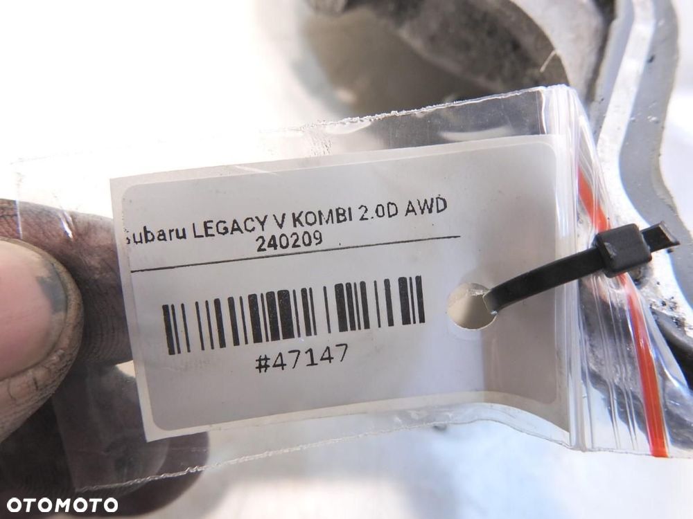 POKRYWA OSŁONA ROZRZĄDU SUBARU LEGACY V 2.0 D - 4