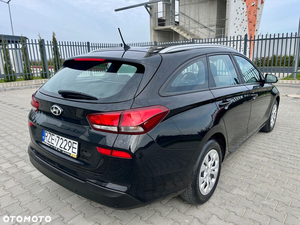 Hyundai i30 1.6 CRDi Automatik Trend - 17