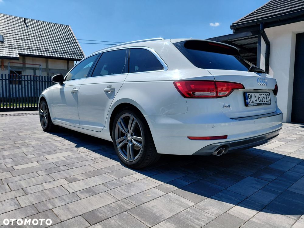 Audi A4 Avant 2.0 TDI - 10