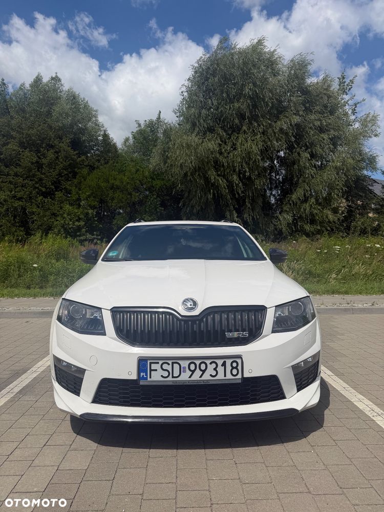 Skoda Octavia 2.0 TDI RS DSG - 6
