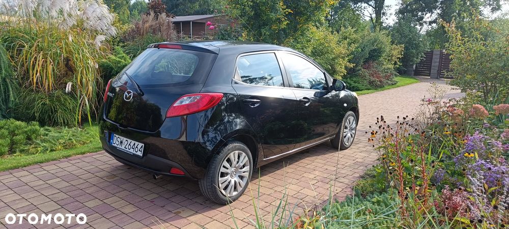 Mazda 2 - 3
