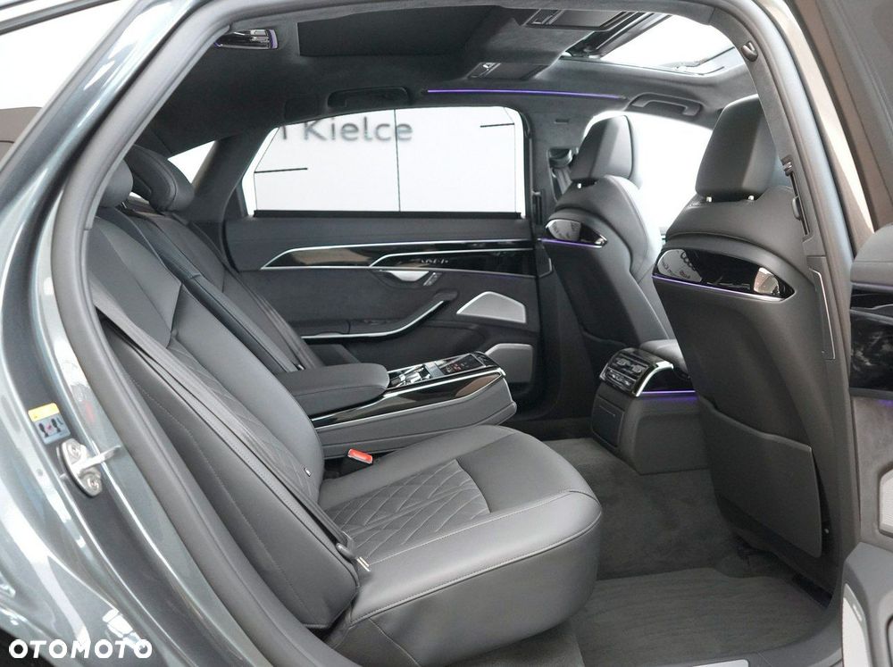 Audi A8 - 32