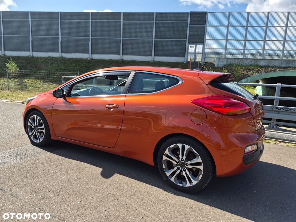 Kia Ceed 1.6 GDI Platinum Edition - 12