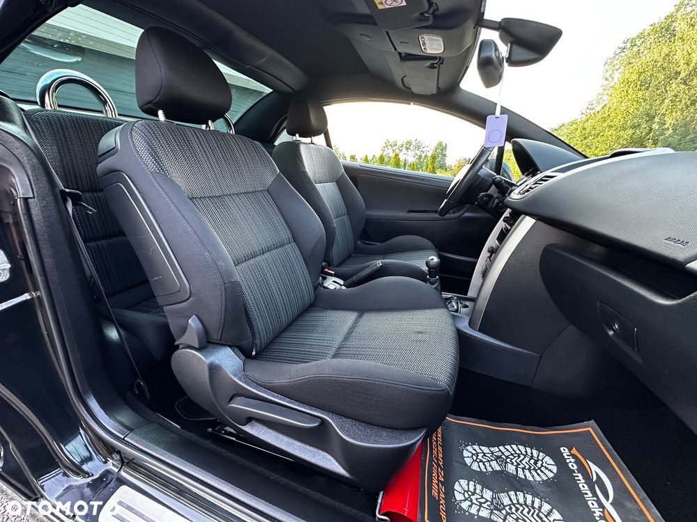Peugeot 207 CC - 6