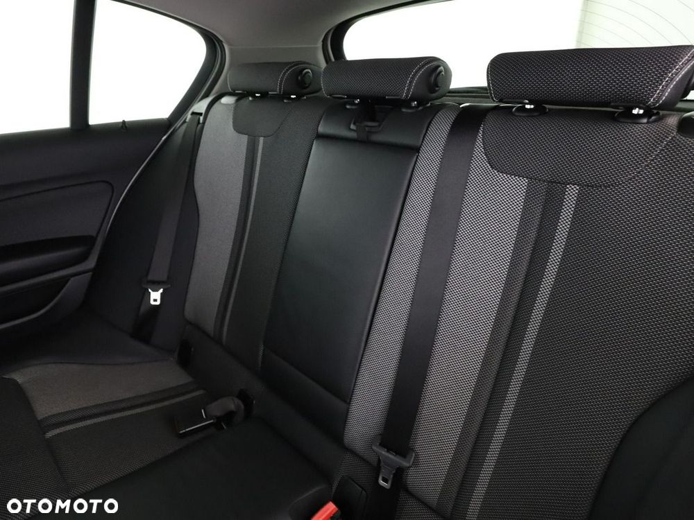 BMW Seria 1 118d Edition Metropolitan - 18
