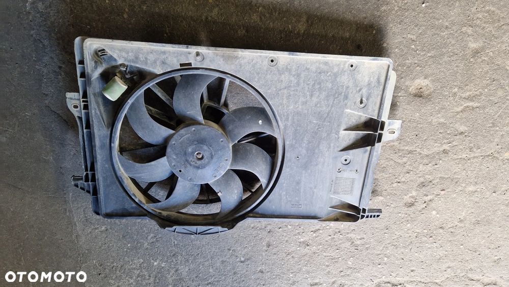 OPEL MERIVA A WENTYLATOR CHŁODNICY 13127135 - 2