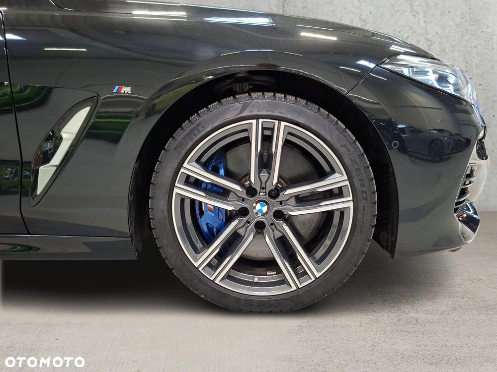 BMW Seria 8 - 9