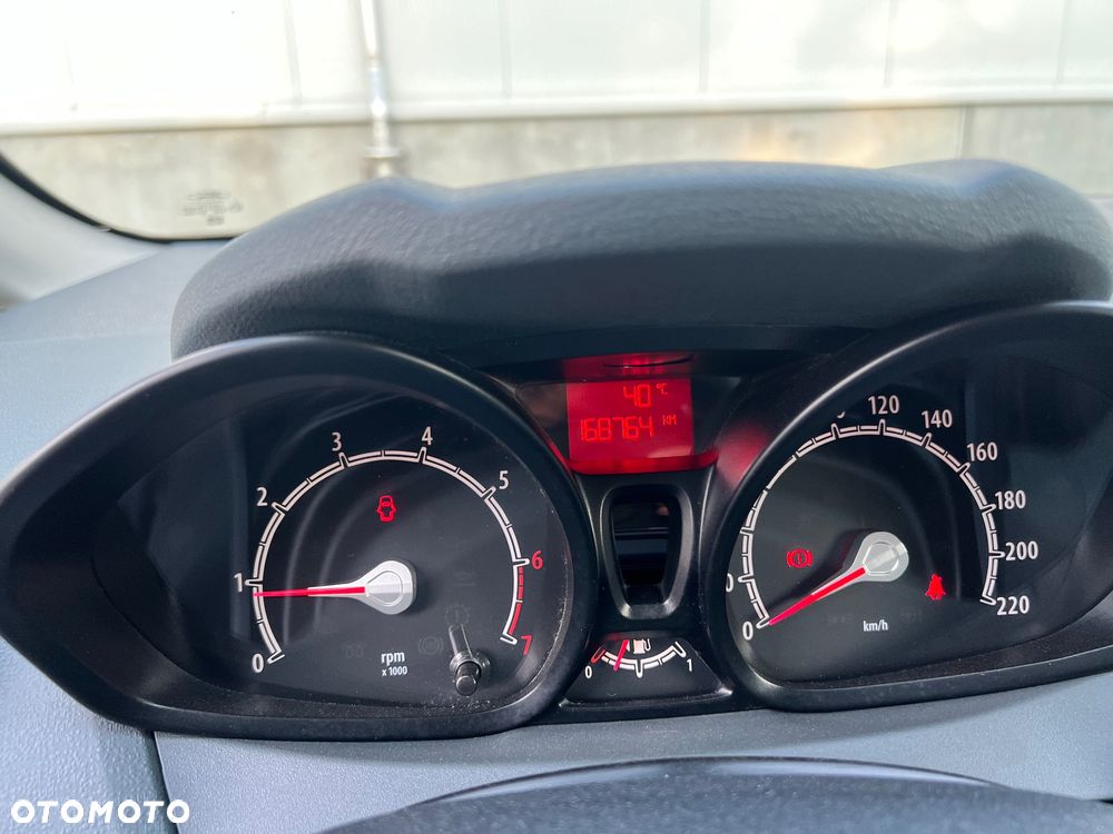 Ford Fiesta 1.25 Viva - 6