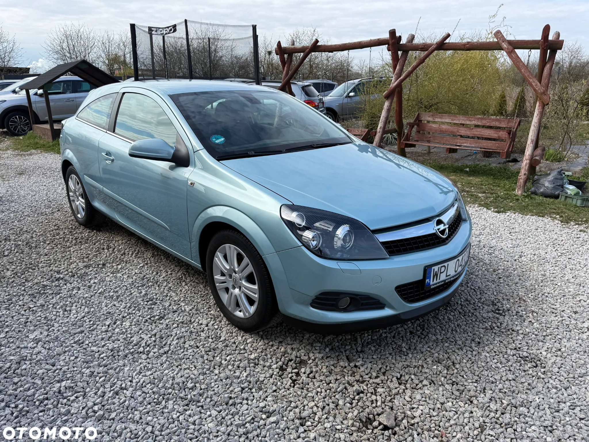Opel Astra III GTC 1.6 Cosmo - 5
