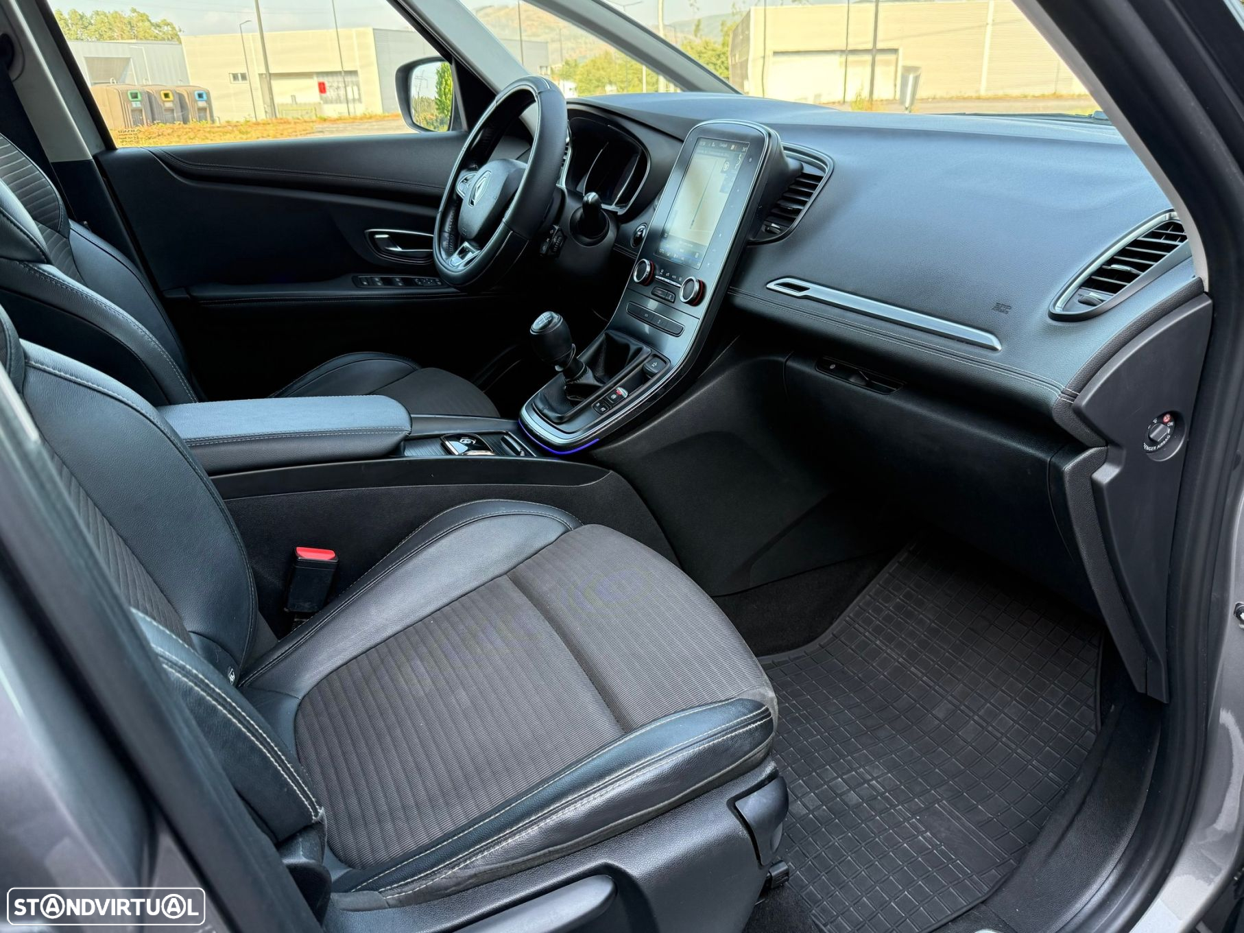 Renault Grand Scénic 1.5 dCi Luxe SS - 26