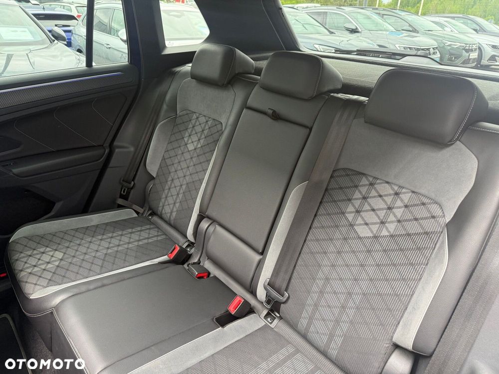 Volkswagen Tiguan - 15