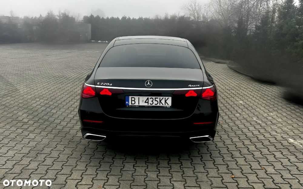 Mercedes-Benz Klasa E 220 d mHEV 4-Matic AMG 9G-Tronic - 4