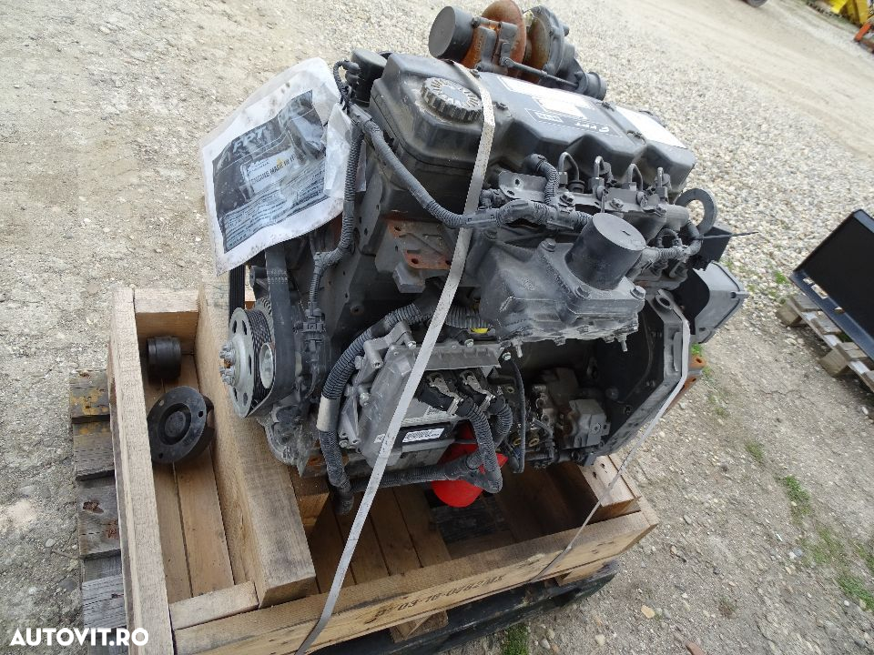 Motor New Holland model HOF 4HE9484C Dezmembrez - 4