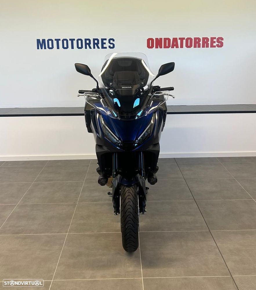 Honda NT NT1100 (Manual) - 3