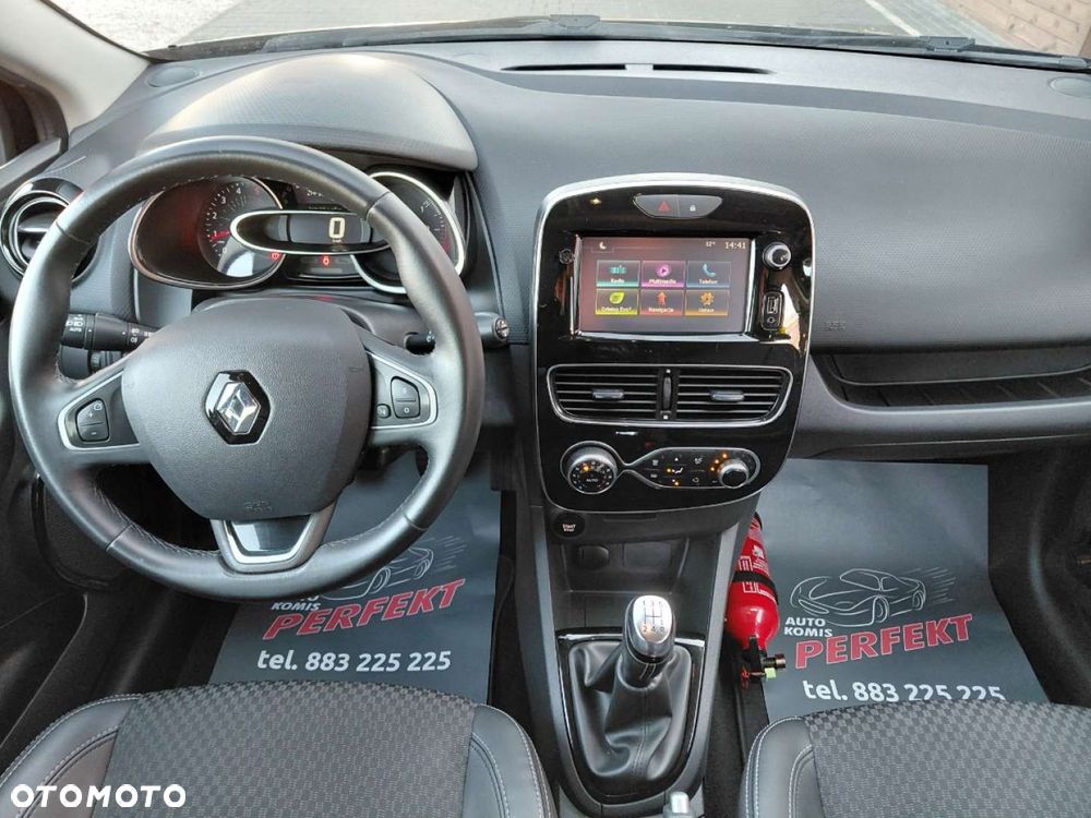 Renault Clio - 18