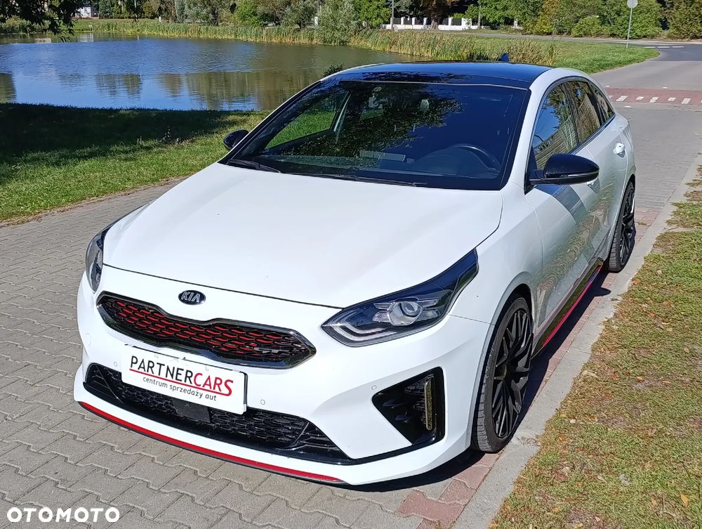 Kia ProCeed 1.6 T-GDI GT DCT - 1