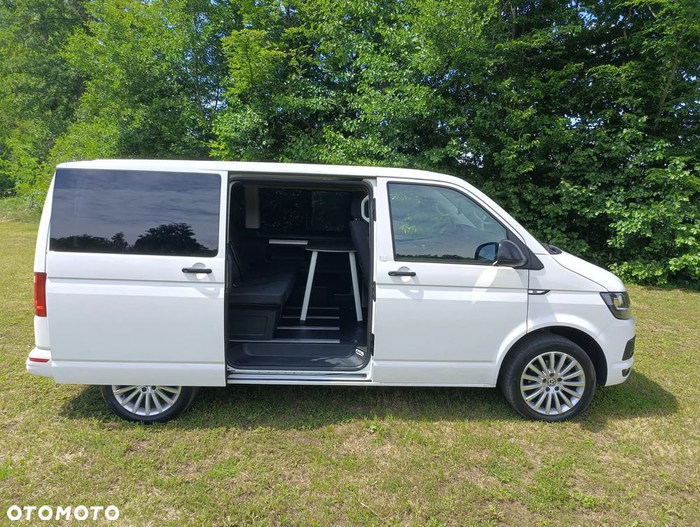 Volkswagen Multivan - 10