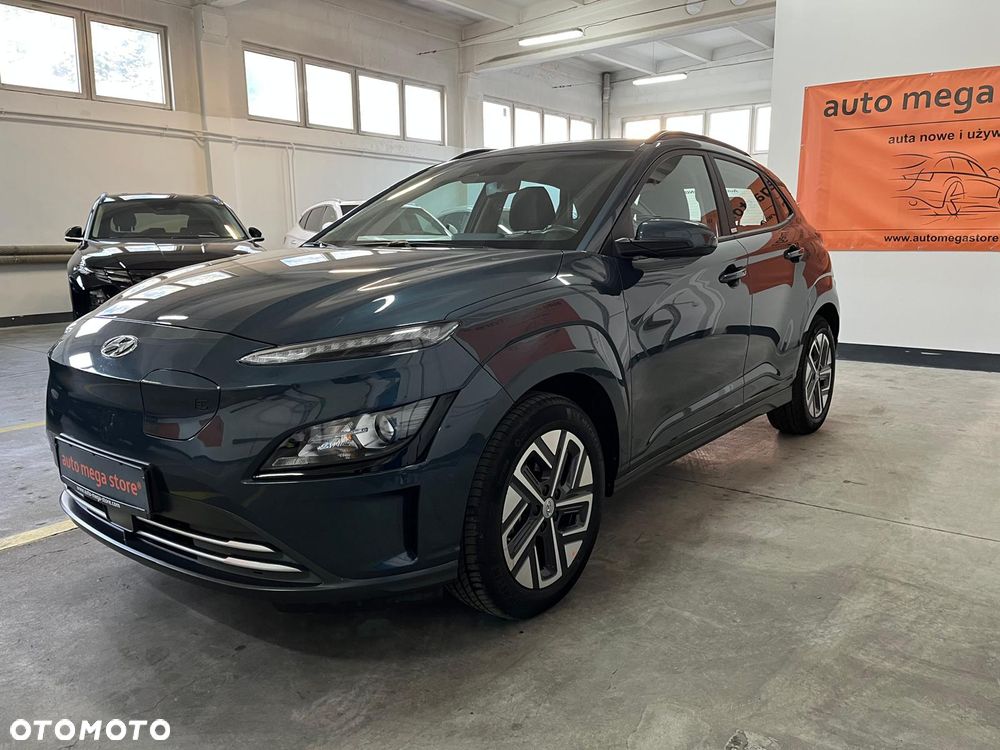 Hyundai Kona Select - 2