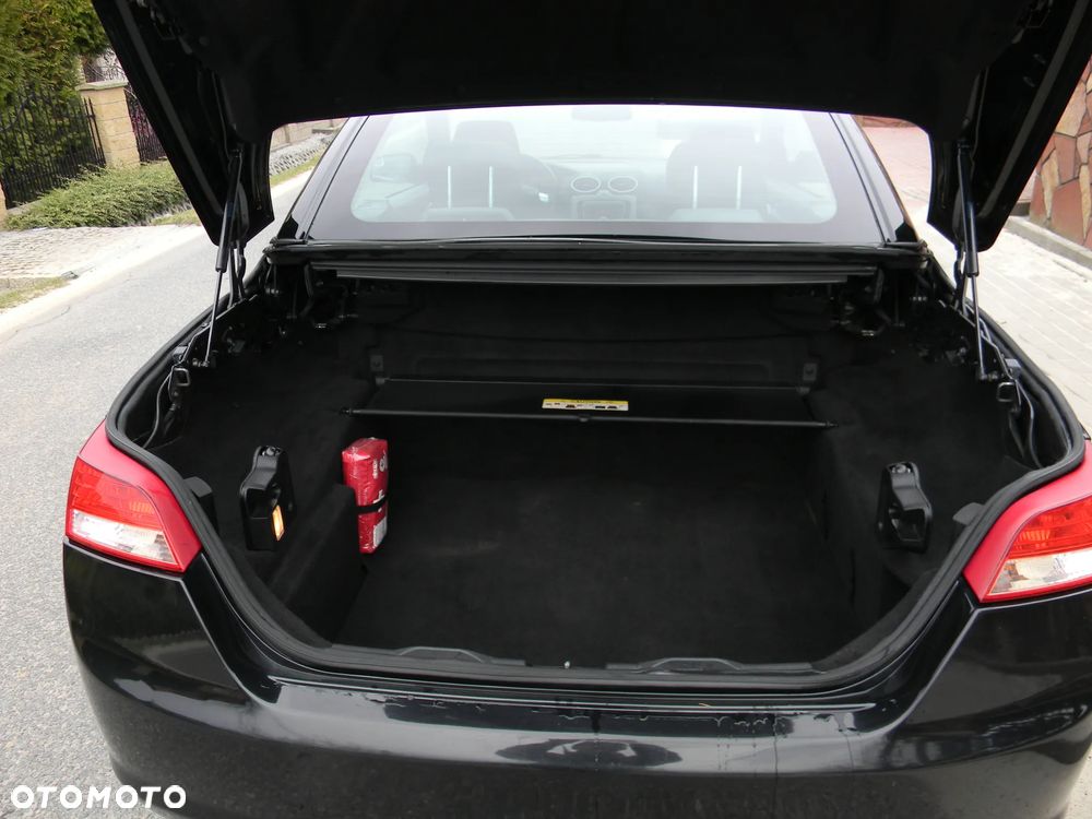 Ford Focus 2.0 16V Titanium - 39