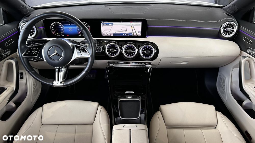 Mercedes-Benz CLA - 18